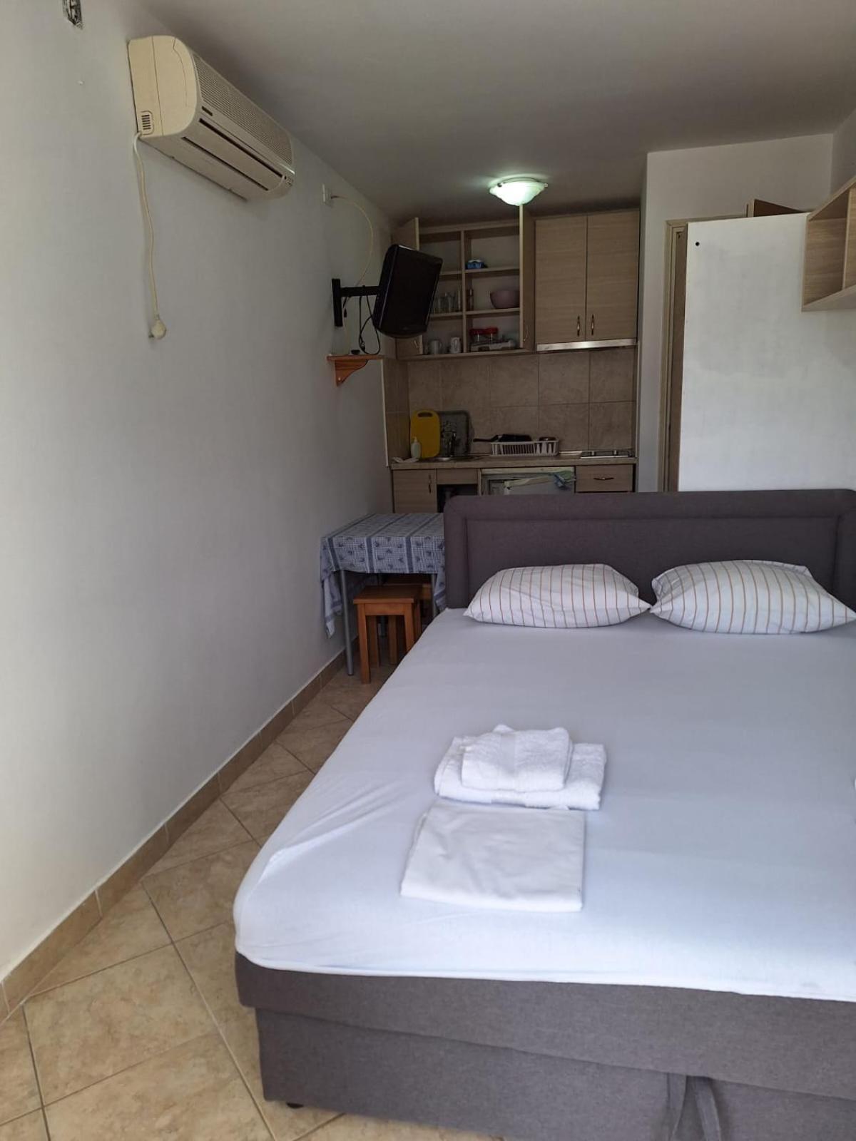 Apartments Iva Kotor Eksteriør billede