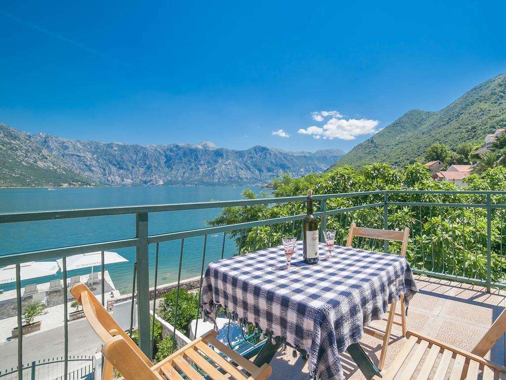 Apartments Iva Kotor Eksteriør billede