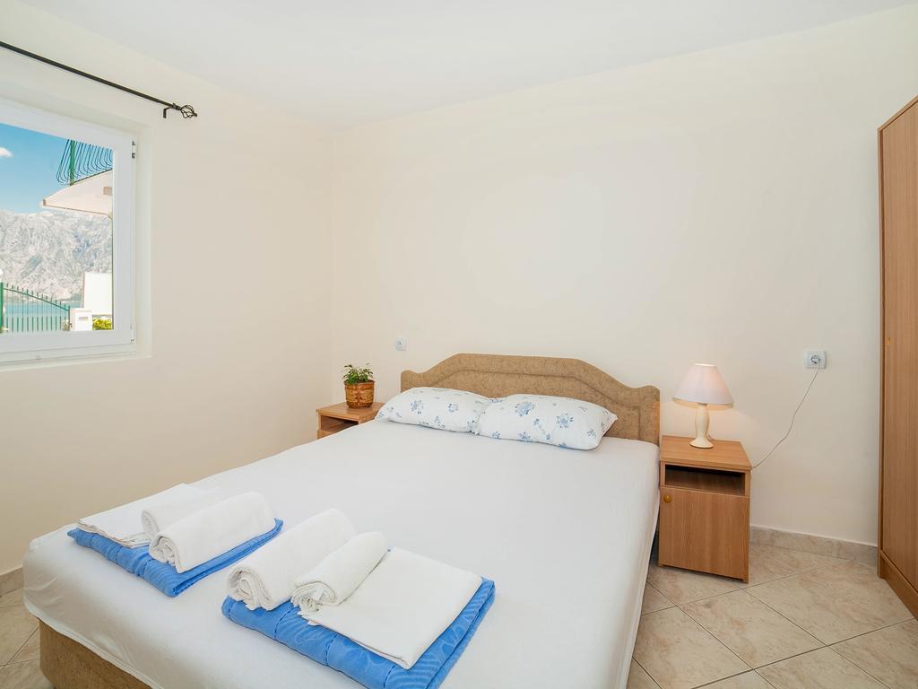 Apartments Iva Kotor Eksteriør billede