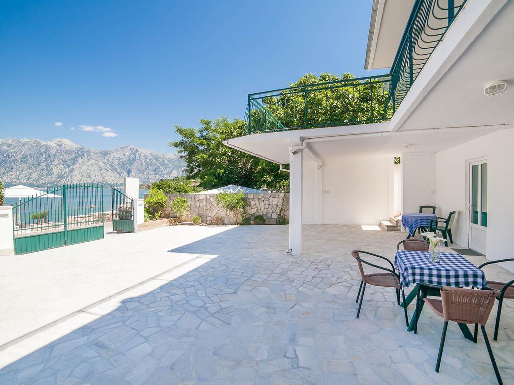 Apartments Iva Kotor Eksteriør billede
