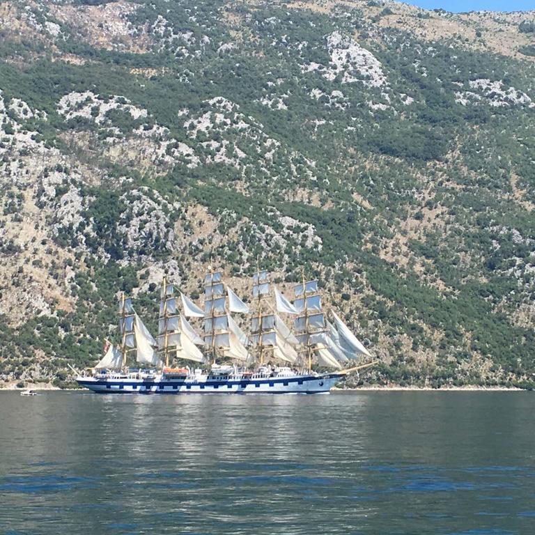 Apartments Iva Kotor Eksteriør billede